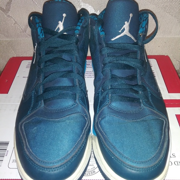 Shoes - Picture 1 of 2